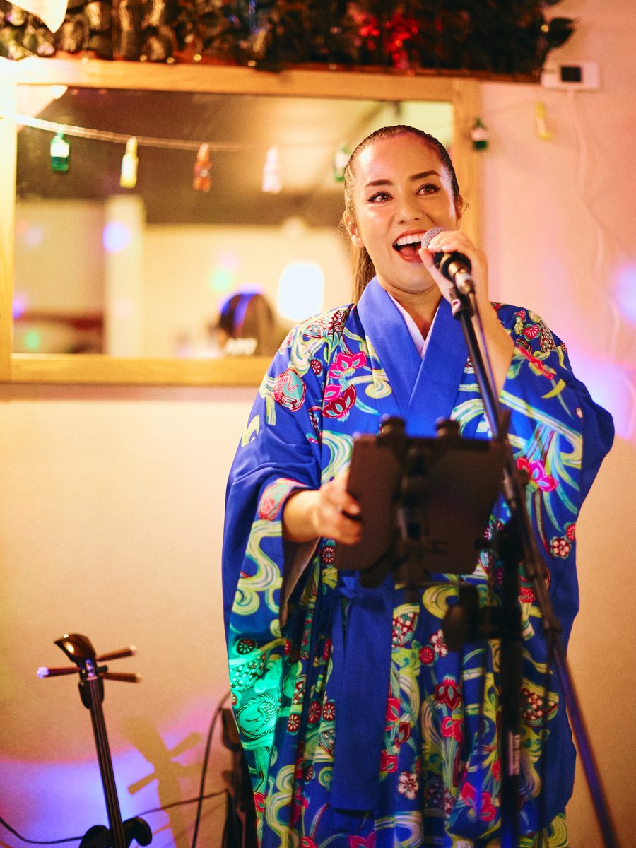 沖縄三線の生ライブ